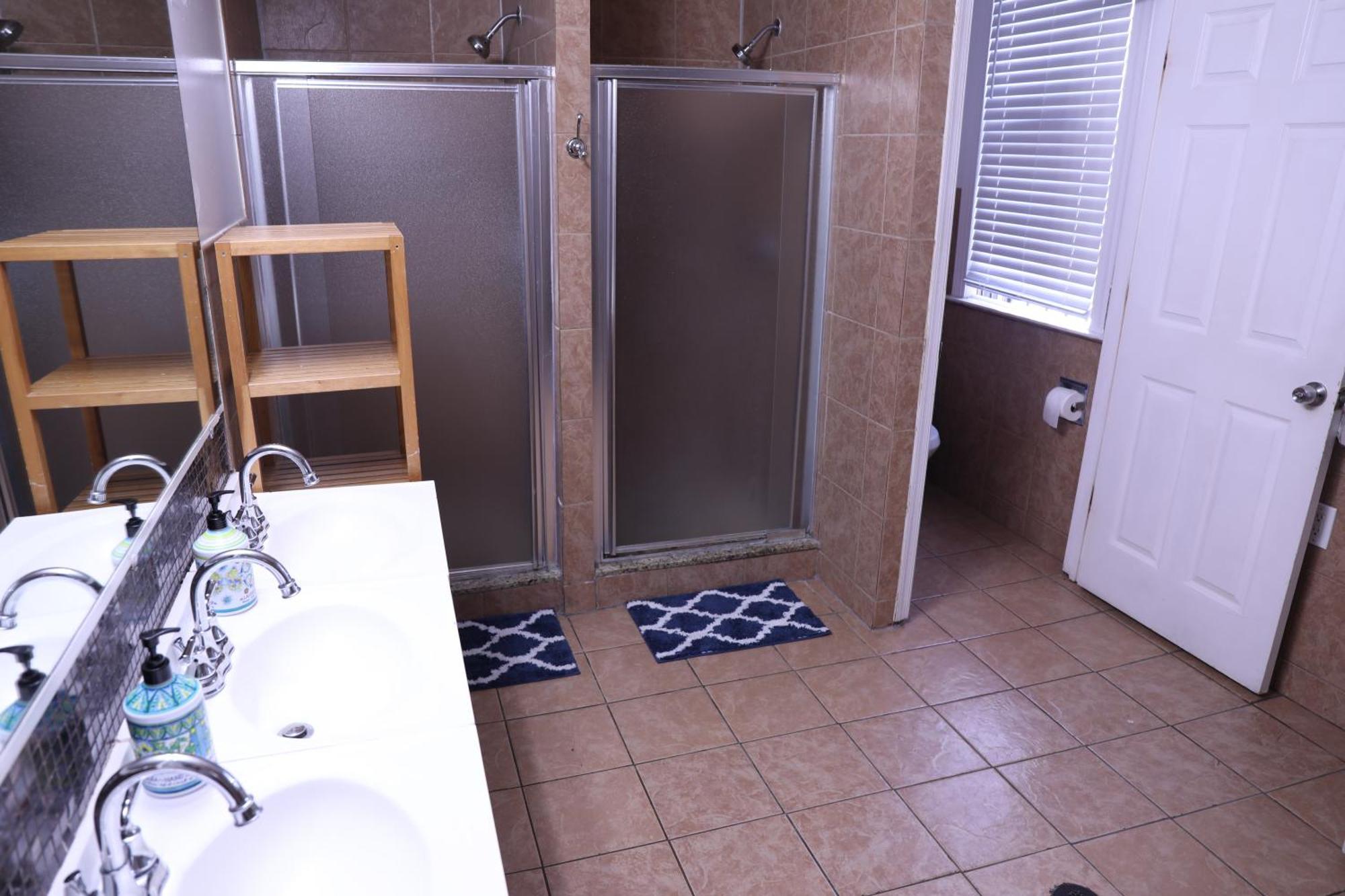 Duo Housing (Adults Only) Hostel Вашингтон Екстериор снимка