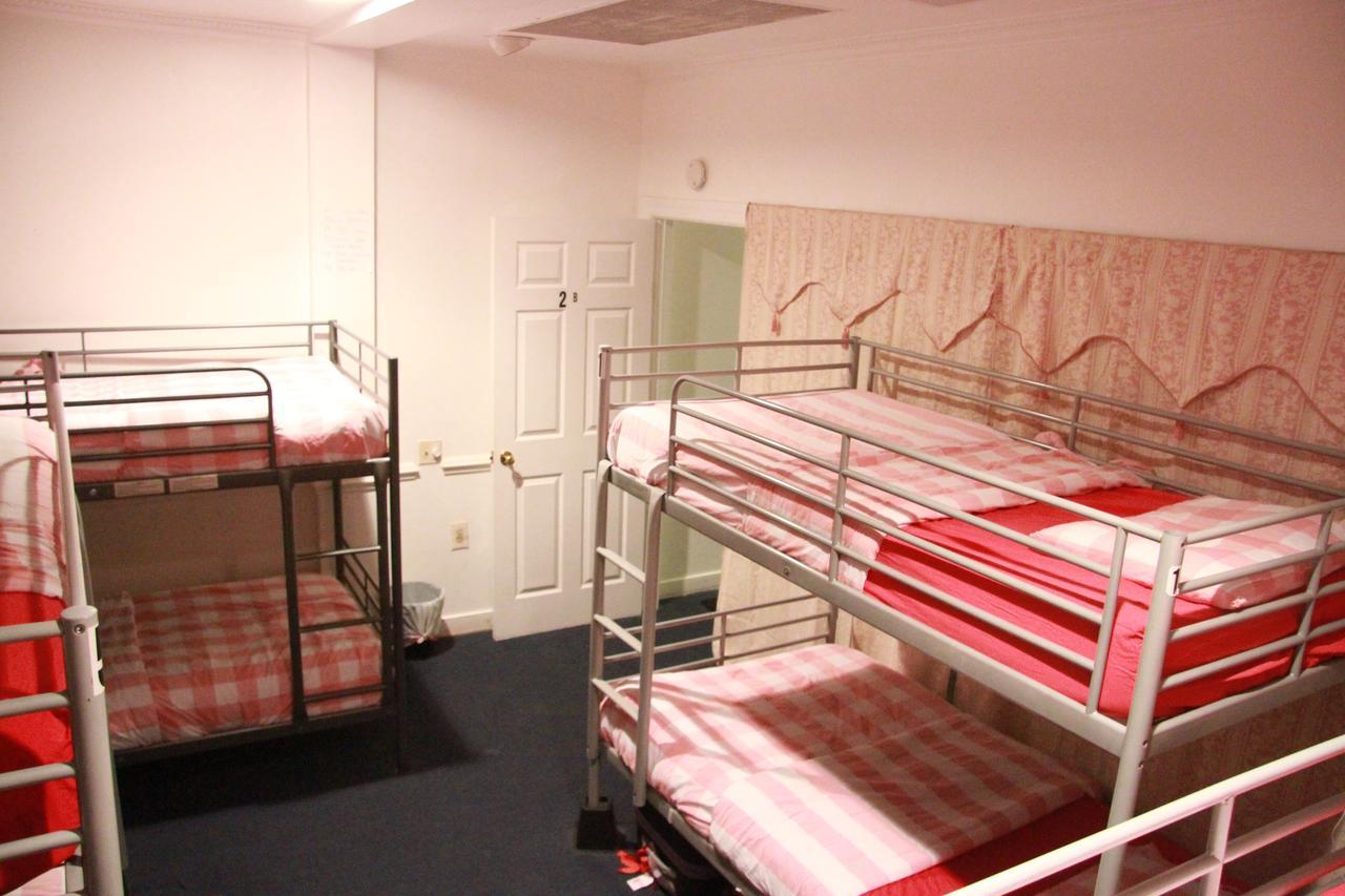 Duo Housing (Adults Only) Hostel Вашингтон Екстериор снимка