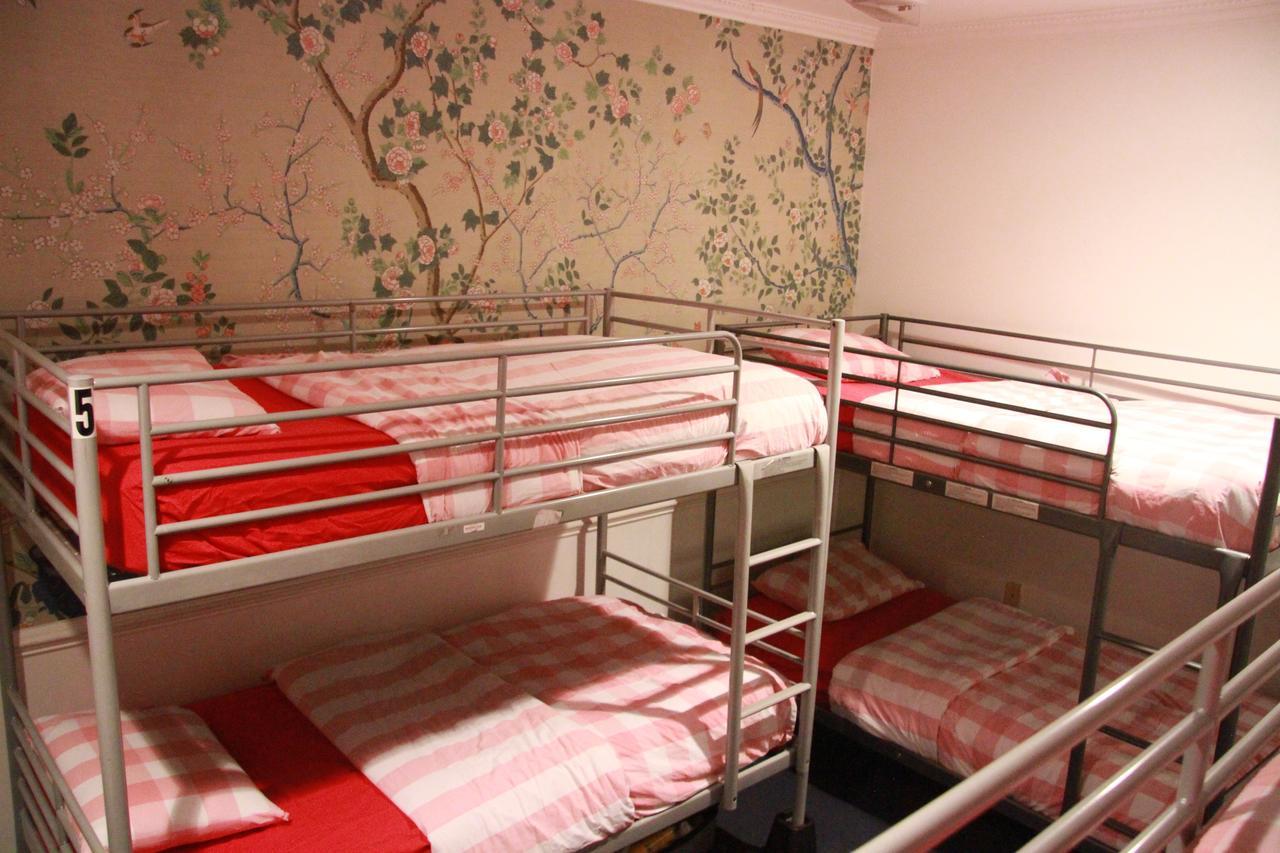 Duo Housing (Adults Only) Hostel Вашингтон Екстериор снимка