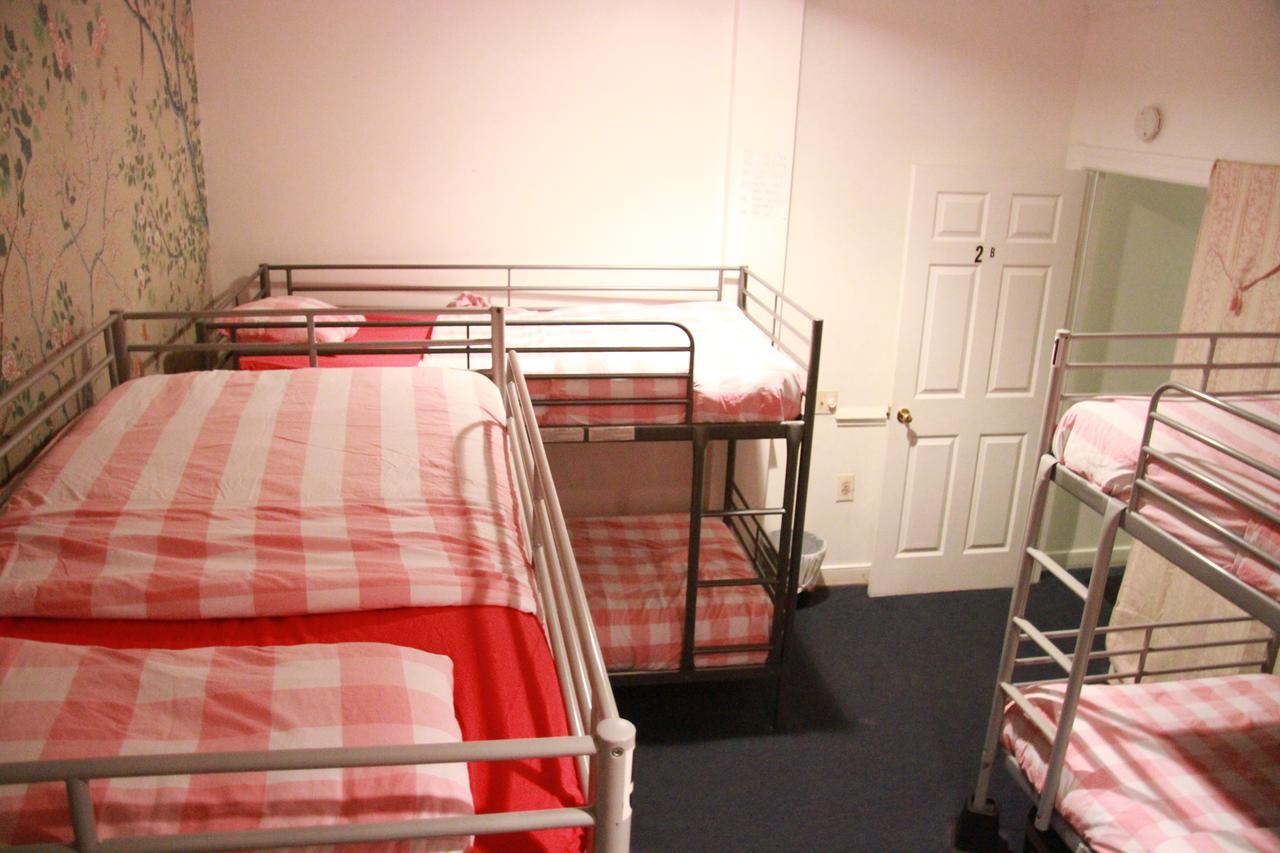 Duo Housing (Adults Only) Hostel Вашингтон Екстериор снимка